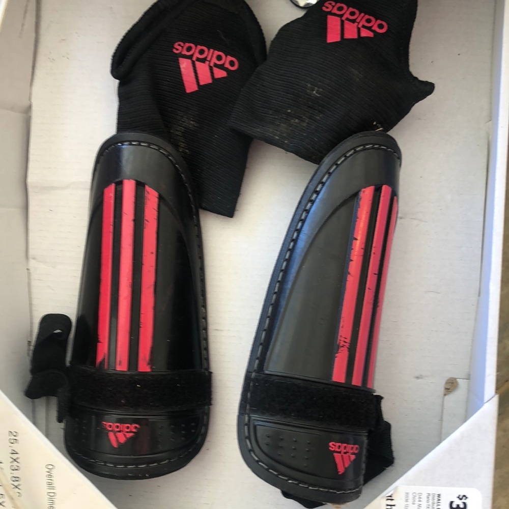 Kids shin pads